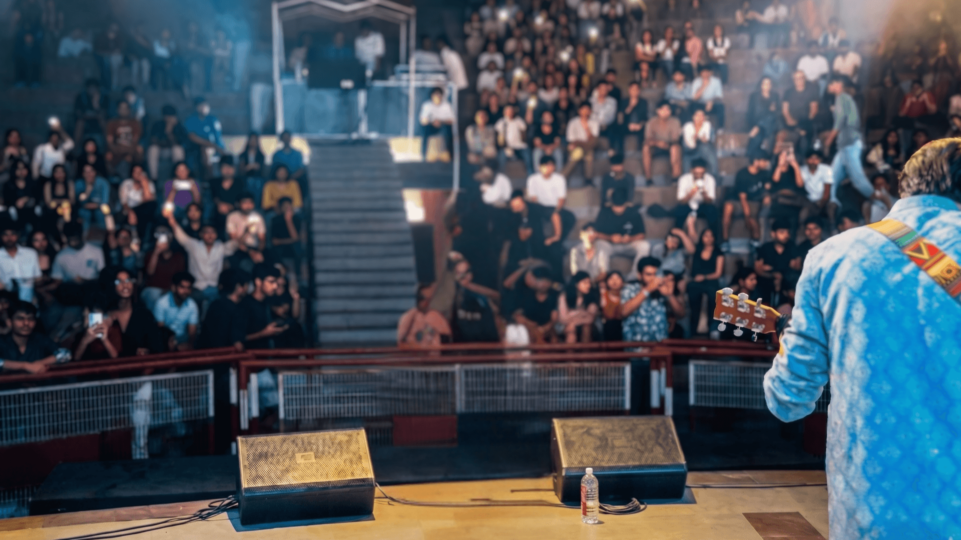 Audience cheering at IIT Kanpur
